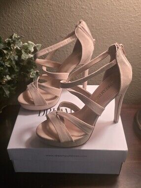 Dream Pairs Nude Suede Strappy Platform Heels Size 7 | Wedding Guest / Y2K Glam